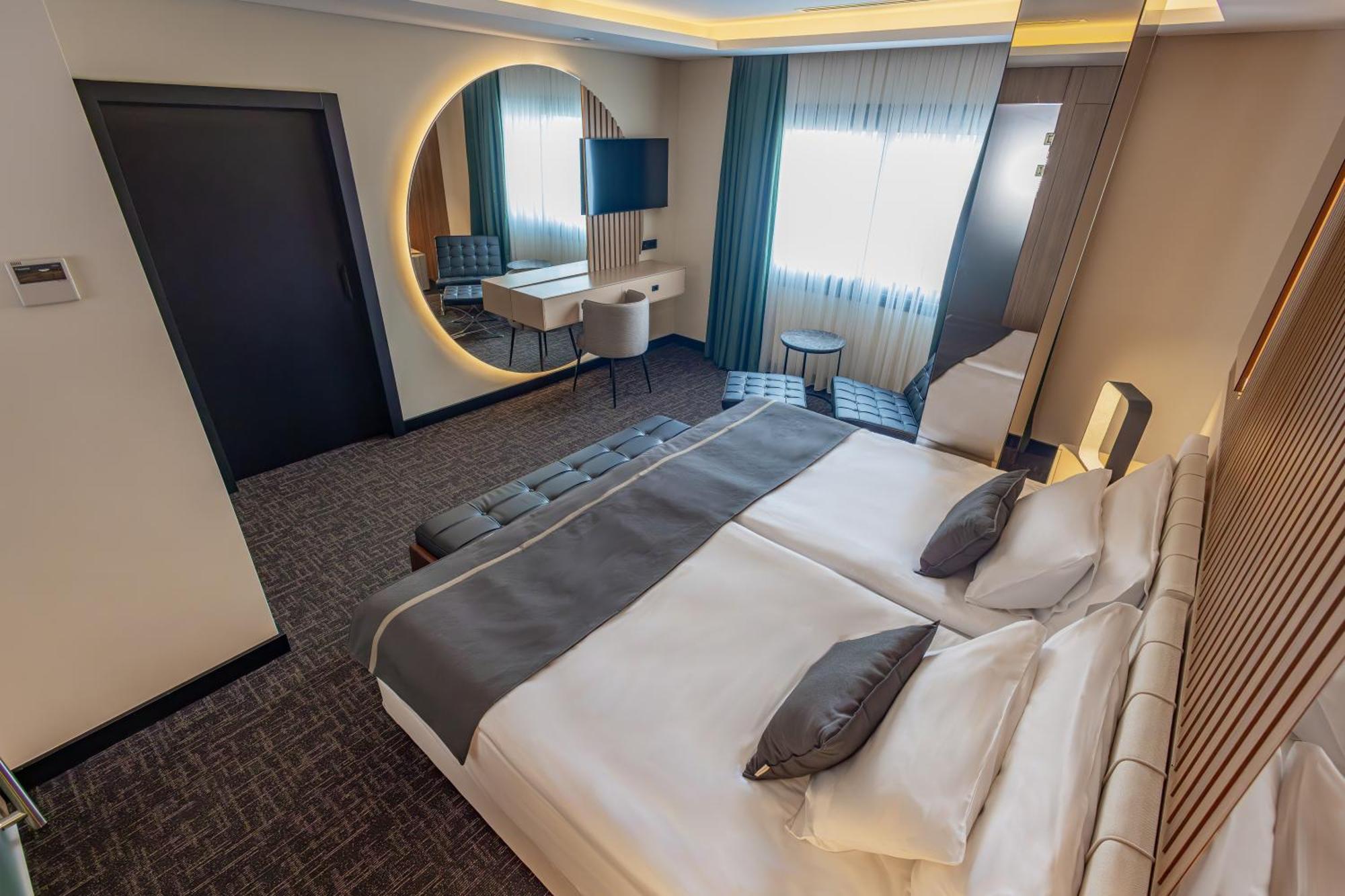 Ft Lotus Thermal Hotel&Spa Trademark Collection By Wyndham Menemen ภายนอก รูปภาพ